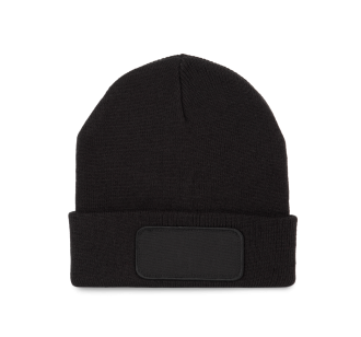 BEANIE WITH PATCH